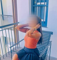 Shaini Yashara - puta in Colombo Photo 8 of 13