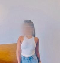 Shaini Yashara - escort in Colombo