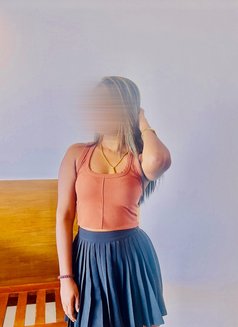 Shaini Yashara - puta in Colombo Photo 7 of 12