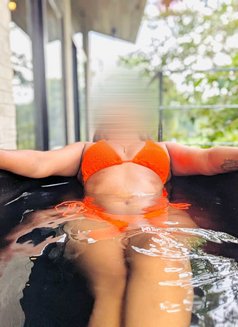 Shaini Yashara - escort in Colombo Photo 2 of 16