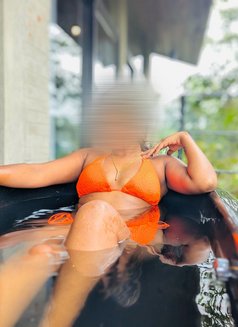 Shaini Yashara - escort in Colombo Photo 9 of 16
