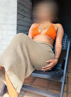 Shaini Yashara - escort in Colombo Photo 10 of 16