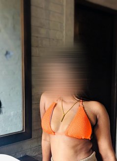 Shaini Yashara - escort in Colombo Photo 14 of 16