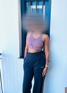 Shaini Yashara - escort in Colombo Photo 18 of 30