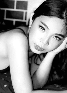 Shaira” Content cumshow young sexy girl - puta in Manila Photo 12 of 13