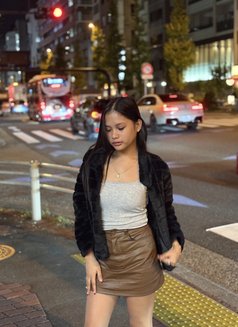 Shaira - escort in Manila Photo 7 of 12