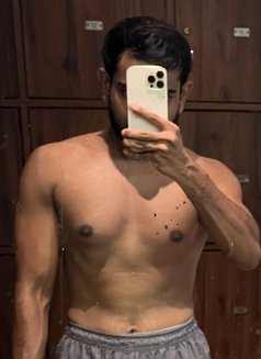 Shaitaan - Male adult performer in Mumbai Photo 1 of 3