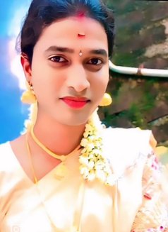 Shaithra - Transsexual escort in Chennai Photo 1 of 2