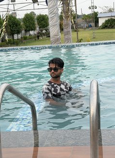 Shaizan - Male escort in Bhopal Photo 3 of 3