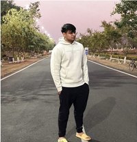 Shakespear - Male escort in New Delhi