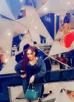 Shaki - escort in New Delhi Photo 9 of 9