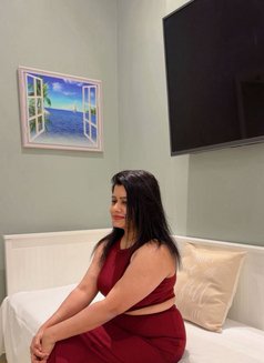 Shaki Gurl - puta in Dubai Photo 5 of 5