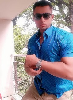 Shakir - Acompañantes masculino in Dhaka Photo 1 of 4