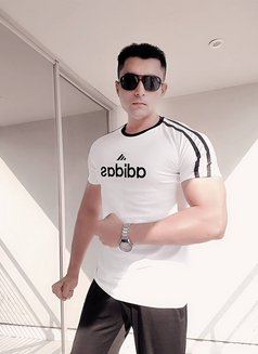 Shakir - Acompañantes masculino in Dhaka Photo 3 of 4
