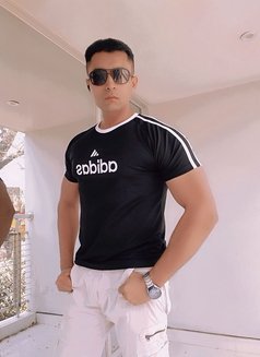 Shakir - Acompañantes masculino in Dhaka Photo 4 of 4