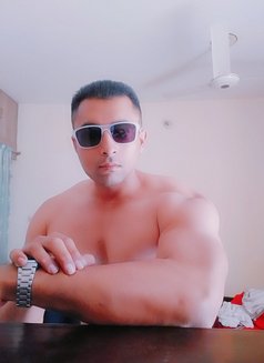 Shakir - Male escort in Dhaka Photo 7 of 11