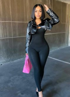 VANNIE - escort in Ahmedabad Photo 4 of 8