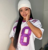 Shakira - escort in Chandigarh