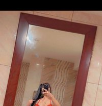 Shakira - puta in Muscat Photo 1 of 4