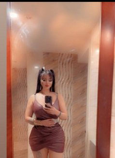 Shakira - puta in Muscat Photo 4 of 4