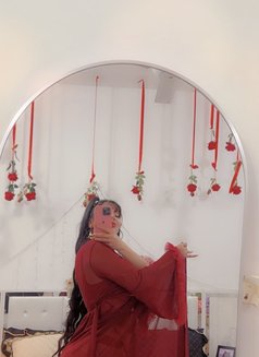 Shakira - puta in Muscat Photo 16 of 19