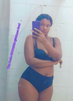 Shakirah Kayz - puta in Jeddah Photo 1 of 3