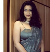 Shakshi Best Vip Low Budget Call Girl Se - escort in Pune