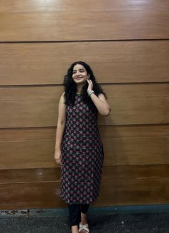 Shakshi - escort in Bangalore Photo 2 of 2