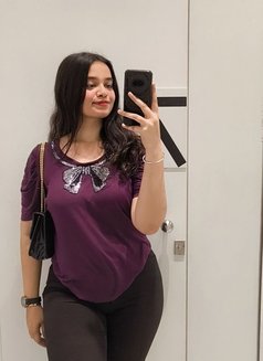 Shakshi - escort in Bangalore Photo 1 of 1
