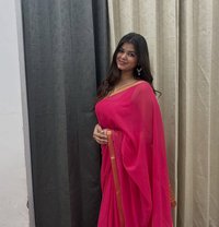 Shakshi - escort in Lucknow