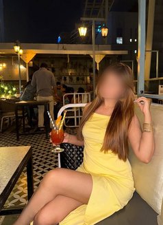 Shakshi Meet and Cam - escort in New Delhi Photo 4 of 12