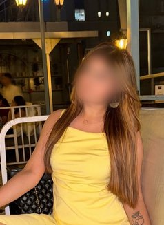 Shakshi Meet and Cam - escort in New Delhi Photo 6 of 12