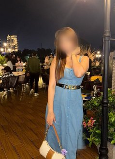 Shakshi Meet and Cam - escort in New Delhi Photo 8 of 12