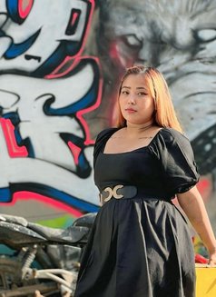 Shakshi Sharma - escort agency in Gurgaon Photo 1 of 4