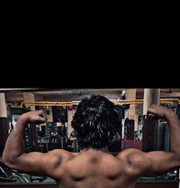 Shakti Kapur - Acompañantes masculino in New Delhi