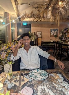 Bobby loyal - Male escort in Singapore Photo 1 of 3