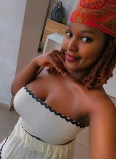Shaky Wet Pussy in Vadodara Available - escort in Vadodara Photo 4 of 6