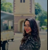 Shalani Fernando - Transsexual escort in Colombo