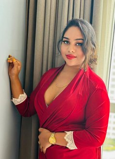 Shalani Fernando - Transsexual escort in Colombo Photo 9 of 15