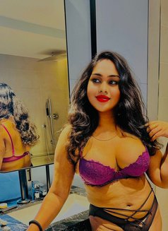 Shalani Fernando - Transsexual escort in Colombo Photo 10 of 15
