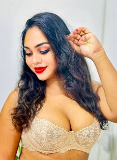 Shalani Fernando - Transsexual escort in Colombo Photo 19 of 22