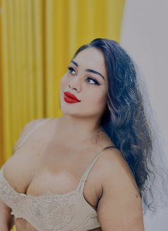 Shalani Fernando - Transsexual escort in Colombo Photo 20 of 22