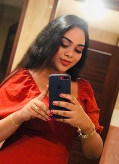 Sheshadrie Priyasad - Transsexual escort in Colombo Photo 18 of 21