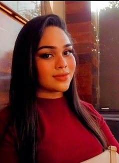 Sheshadrie Priyasad - Transsexual escort in Colombo Photo 19 of 21