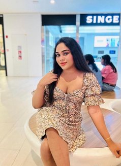 Sheshadrie Priyasad - Transsexual escort in Colombo Photo 20 of 21