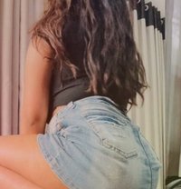Shalani Mandira New Girl - puta in Colombo