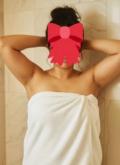 Shalani & Meenakshi Hindu Girls - escort in Colombo Photo 5 of 6