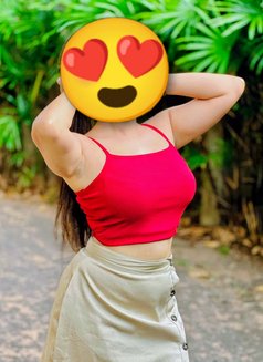 Shalani - escort in Colombo Photo 16 of 16