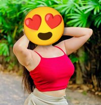 Shalani - puta in Colombo Photo 16 of 16