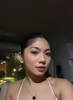 Shalee - Transsexual escort in Manila Photo 8 of 30